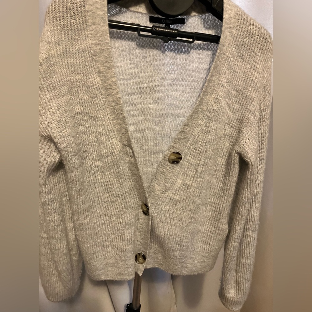 Quince grey cropped sweater